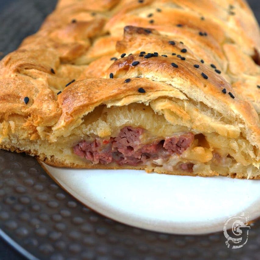 CORNED BEEF REUBEN BRAID